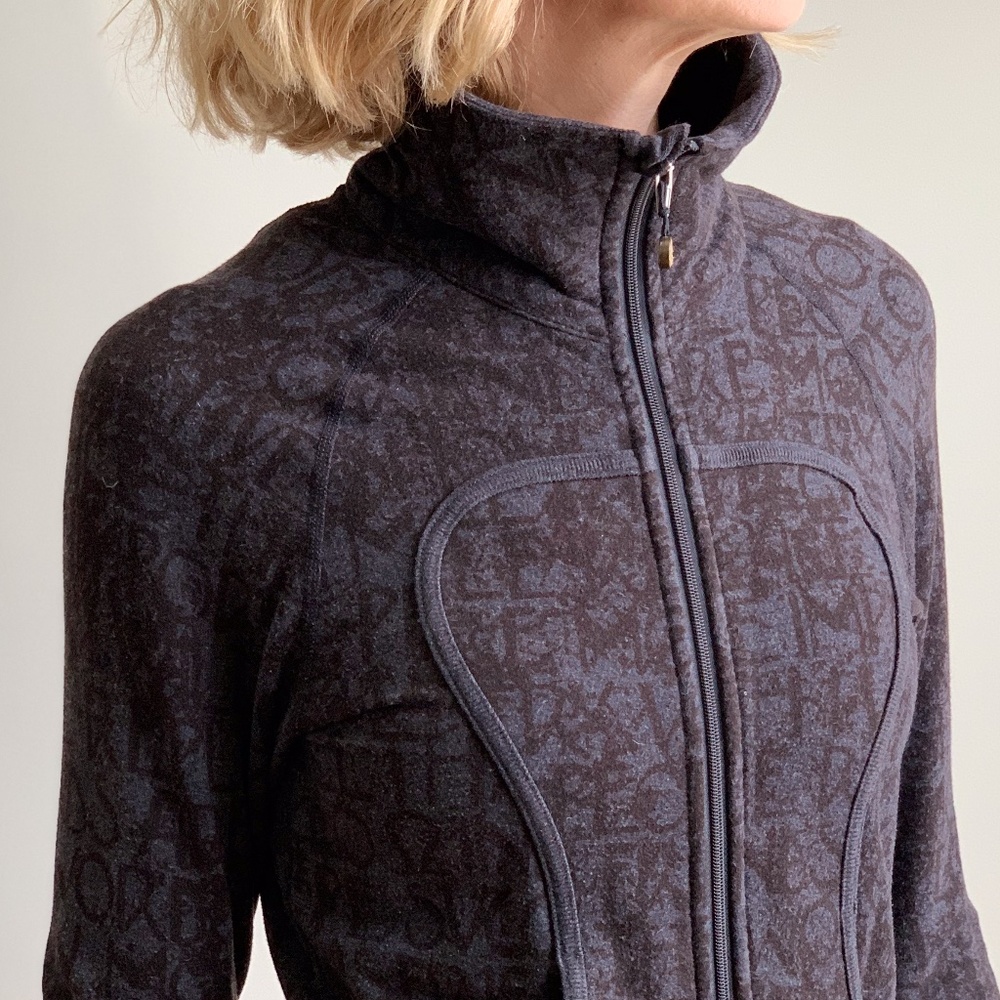 Lululemon top - Picture 2 of 5